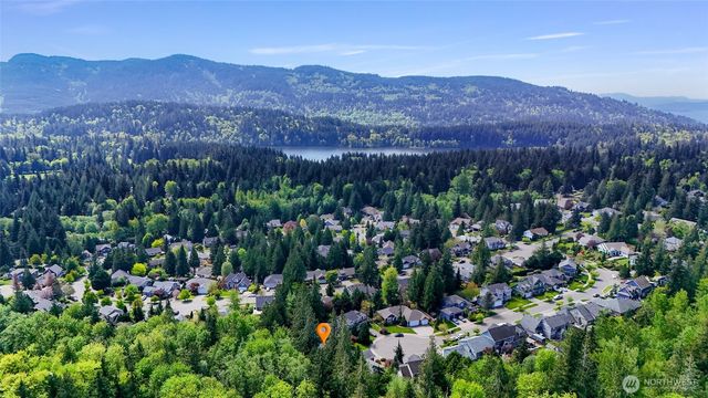 810 S Hills Drive, Bellingham, WA 98229