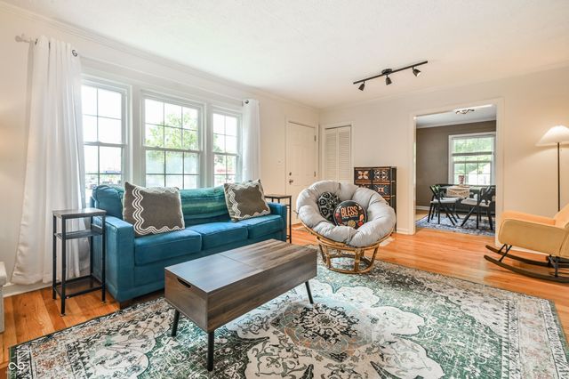 2404 Northview Avenue, Indianapolis, IN 46220