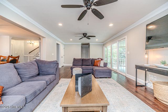 410 Edinboro Drive, Southern Pines, NC 28387