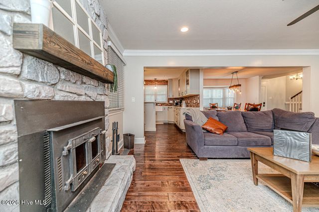 410 Edinboro Drive, Southern Pines, NC 28387
