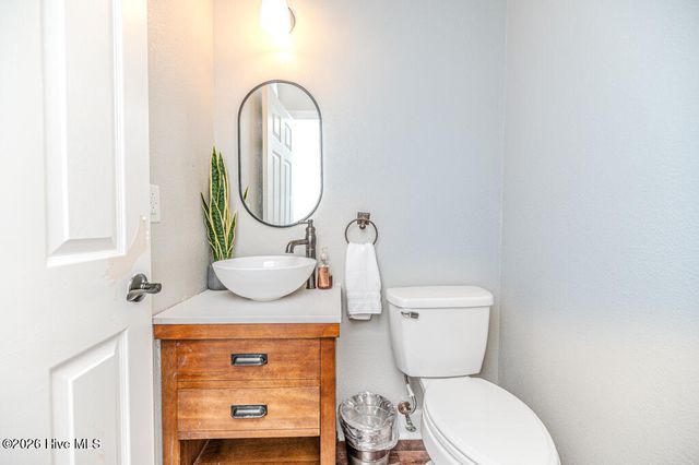 410 Edinboro Drive, Southern Pines, NC 28387