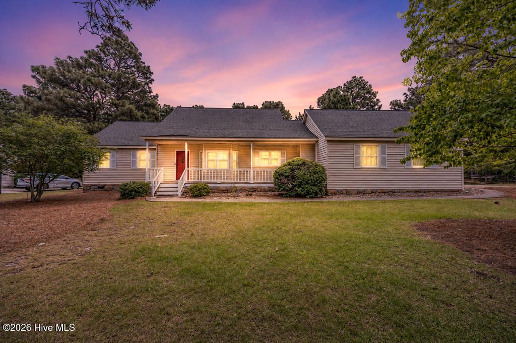410 Edinboro Drive, Southern Pines, NC 28387