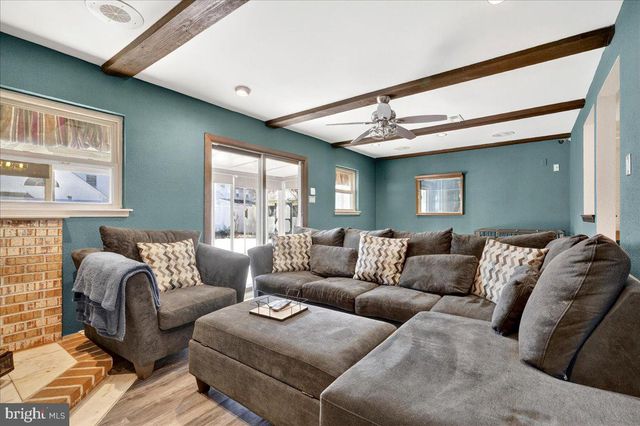 502 ANNE LN, Fairless Hills, PA 19030