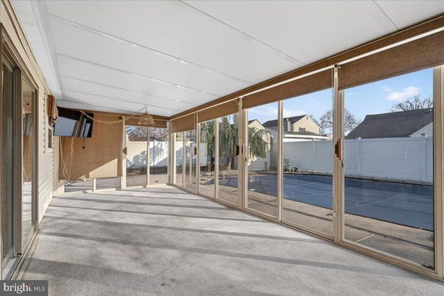 502 ANNE LN, Fairless Hills, PA 19030