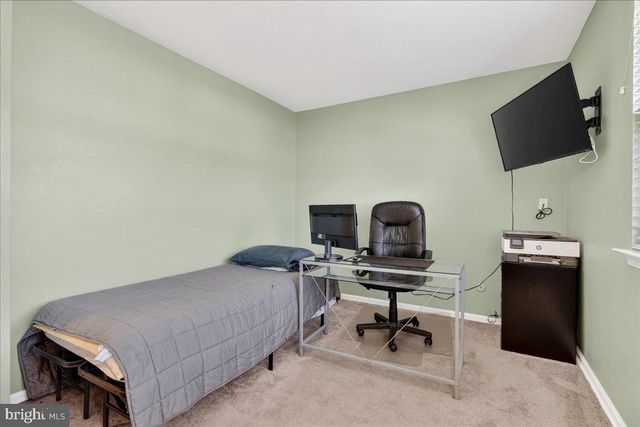 502 ANNE LN, Fairless Hills, PA 19030