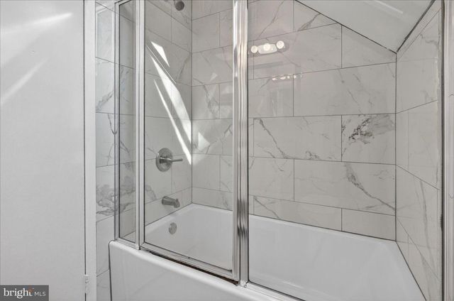 502 ANNE LN, Fairless Hills, PA 19030