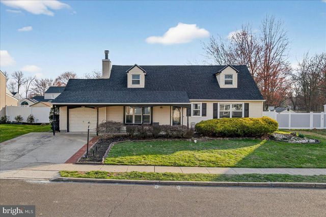 502 ANNE LN, Fairless Hills, PA 19030