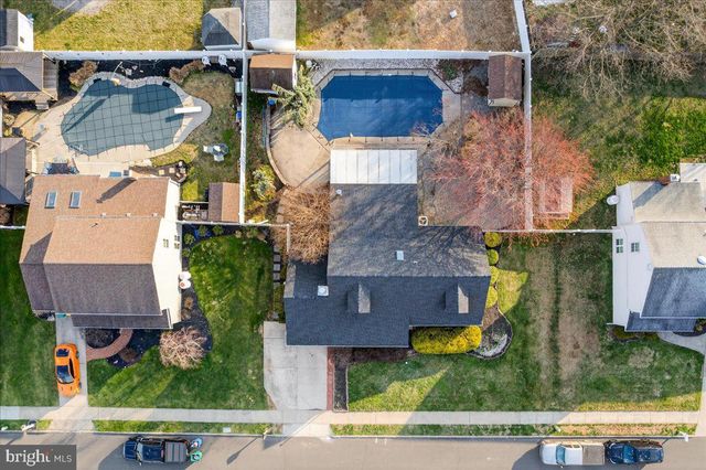 502 ANNE LN, Fairless Hills, PA 19030