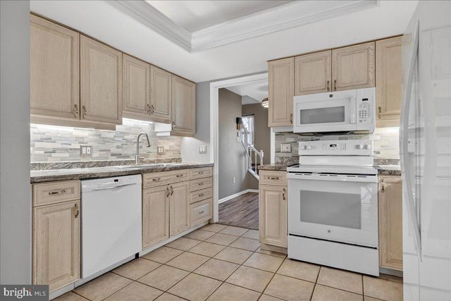 502 ANNE LN, Fairless Hills, PA 19030