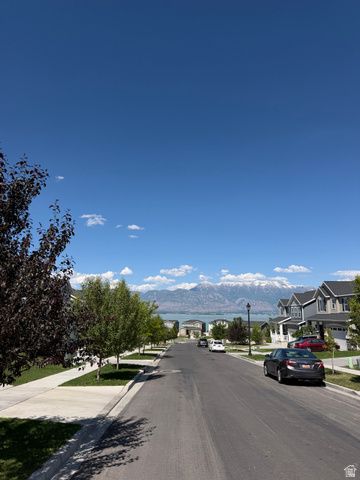 3269 S PEREGRINE TRL, Saratoga Springs, UT 84045