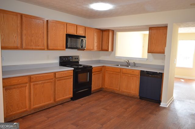 6348 Wellington Walk Way, Lithonia, GA 30058