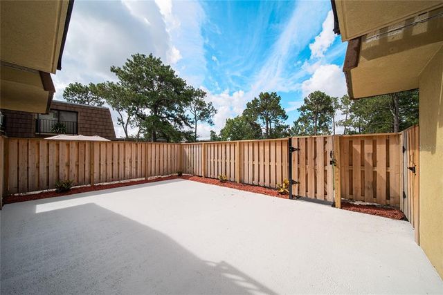 5365 ELM COURT 331, Orlando, FL 32811