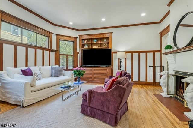 214 Lorraine Ave, Montclair Twp., NJ 07043