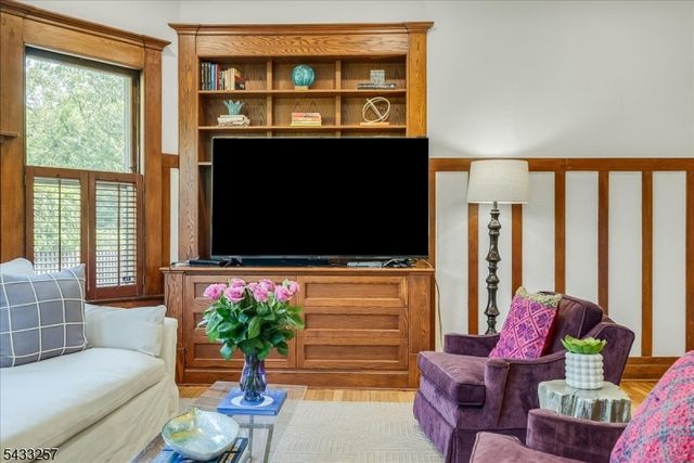 214 Lorraine Ave, Montclair Twp., NJ 07043