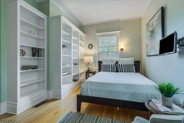 214 Lorraine Ave, Montclair Twp., NJ 07043
