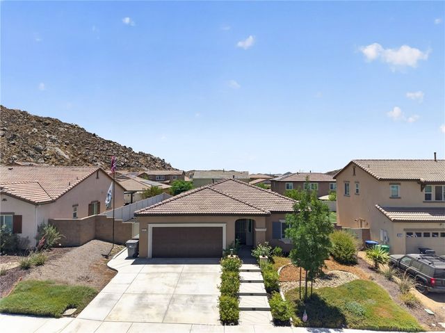 30151 Meadow Oaks, Menifee, CA 92585