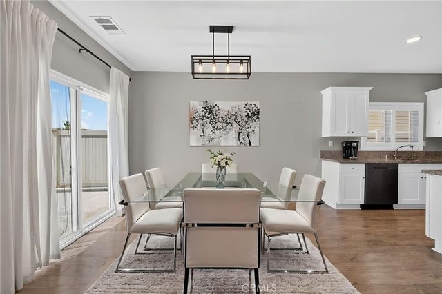 30151 Meadow Oaks, Menifee, CA 92585