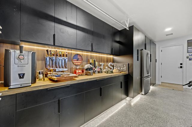 10290 Silver Lake Drive, Boca Raton, FL 33428