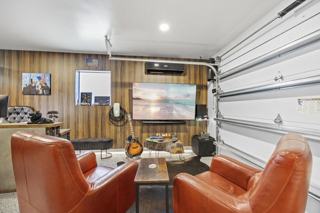 10290 Silver Lake Drive, Boca Raton, FL 33428