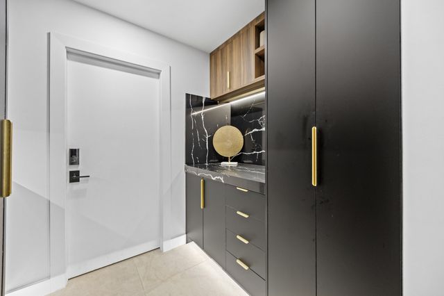 10290 Silver Lake Drive, Boca Raton, FL 33428