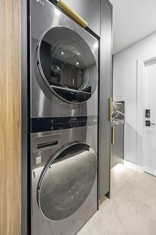 10290 Silver Lake Drive, Boca Raton, FL 33428