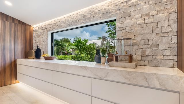 10290 Silver Lake Drive, Boca Raton, FL 33428