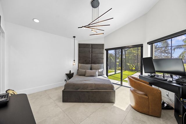 10290 Silver Lake Drive, Boca Raton, FL 33428