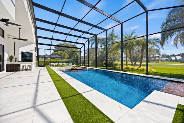 10290 Silver Lake Drive, Boca Raton, FL 33428