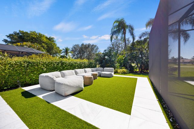 10290 Silver Lake Drive, Boca Raton, FL 33428