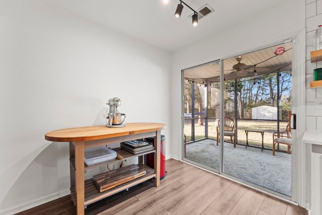 8071 Long Shadow Lane, North Charleston, SC 29406