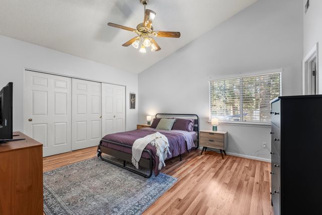 8071 Long Shadow Lane, North Charleston, SC 29406