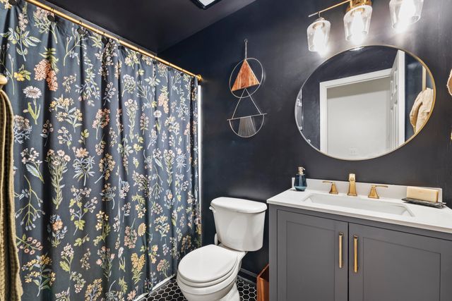 8071 Long Shadow Lane, North Charleston, SC 29406