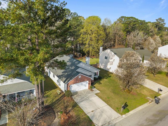 8071 Long Shadow Lane, North Charleston, SC 29406