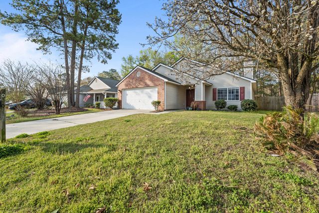 8071 Long Shadow Lane, North Charleston, SC 29406