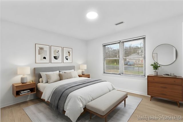 702 Ewing Lane, Jeffersonville, IN 47130