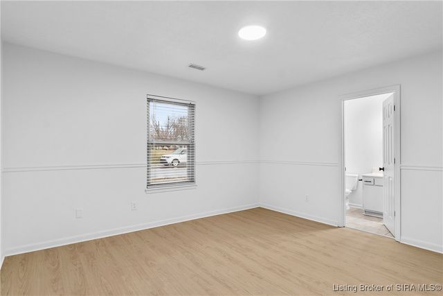 702 Ewing Lane, Jeffersonville, IN 47130