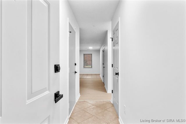 702 Ewing Lane, Jeffersonville, IN 47130