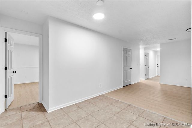 702 Ewing Lane, Jeffersonville, IN 47130