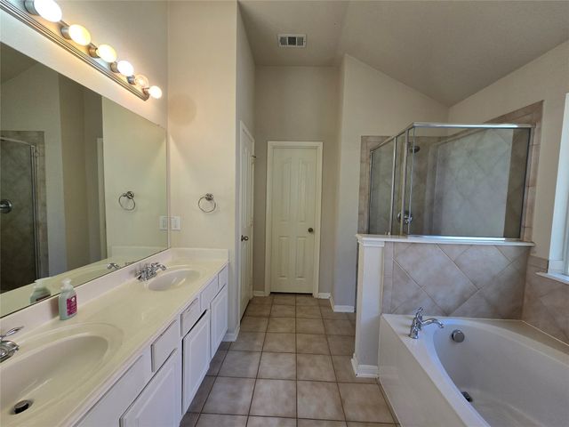 4100 Wildbriar Lane, Mansfield, TX 76063