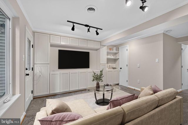 6313 SUNSET TER, Springfield, VA 22153