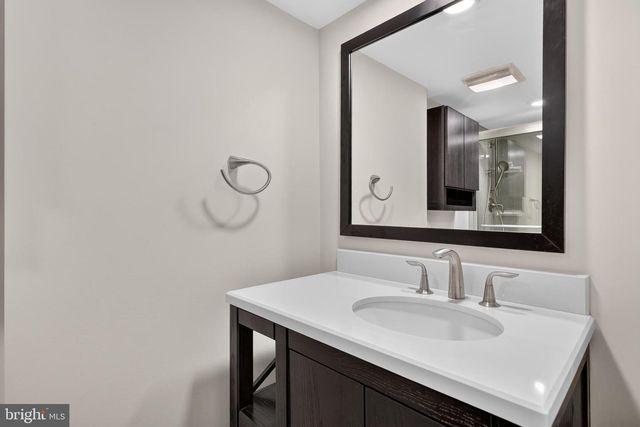 6313 SUNSET TER, Springfield, VA 22153
