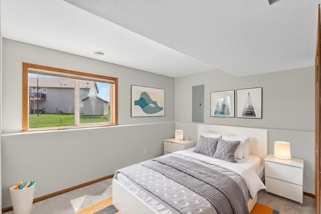 1536 Ponderosa Lane, New Richmond, WI 54017