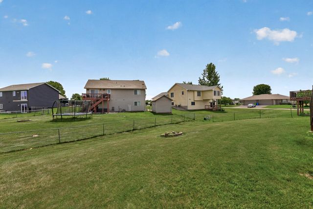 1536 Ponderosa Lane, New Richmond, WI 54017