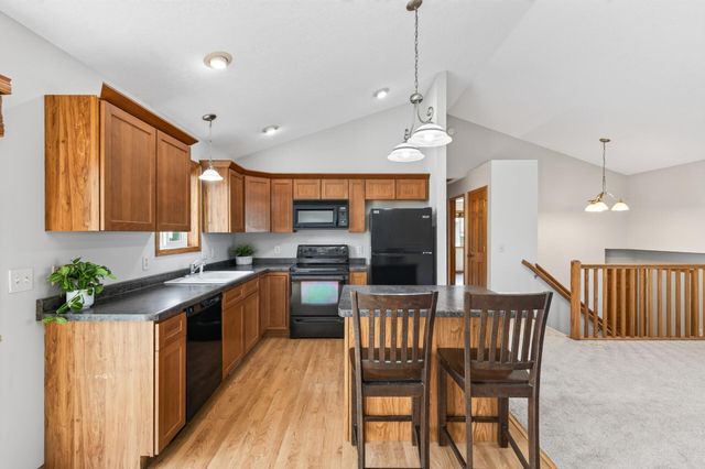 1536 Ponderosa Lane, New Richmond, WI 54017