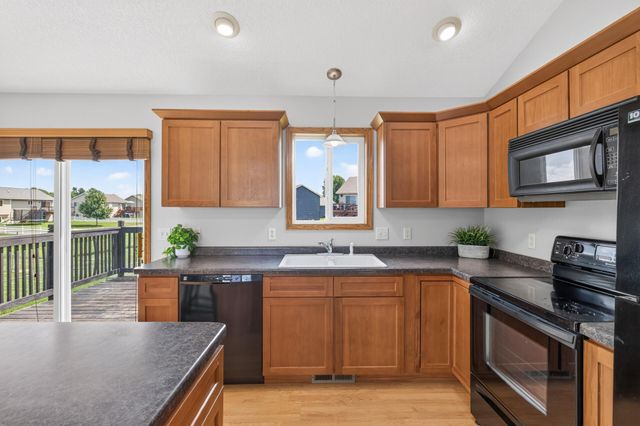 1536 Ponderosa Lane, New Richmond, WI 54017
