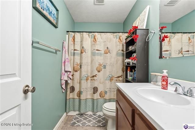 1140 Garrett Rd, Brandenburg, KY 40108