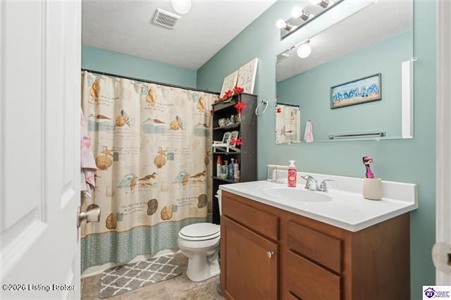 1140 Garrett Rd, Brandenburg, KY 40108