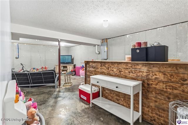 1140 Garrett Rd, Brandenburg, KY 40108