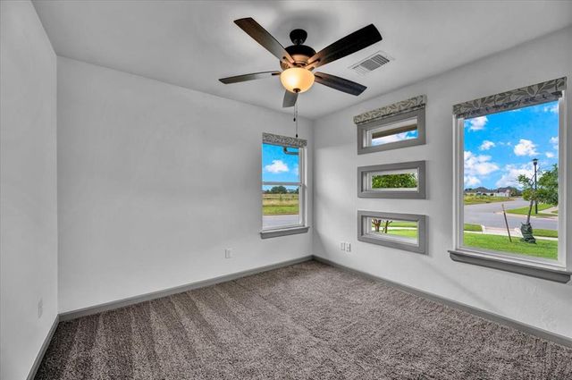 9120 NW 121st Street, Yukon, OK 73099