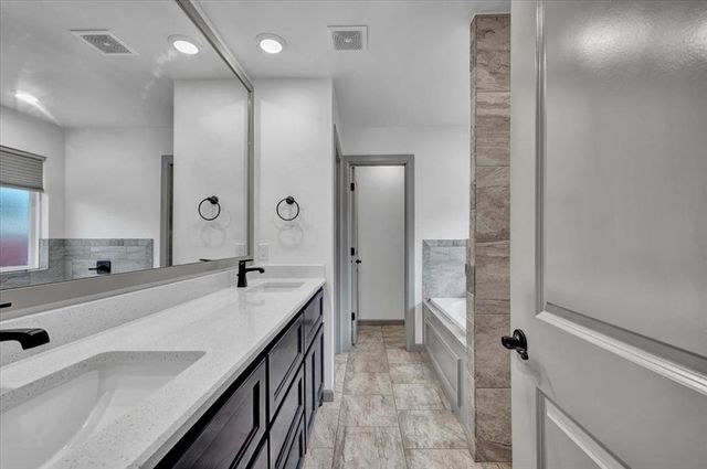 9120 NW 121st Street, Yukon, OK 73099